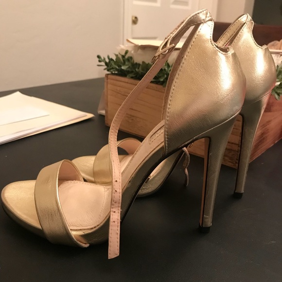 TOPSHOP gold heels!! - Picture 4 of 4